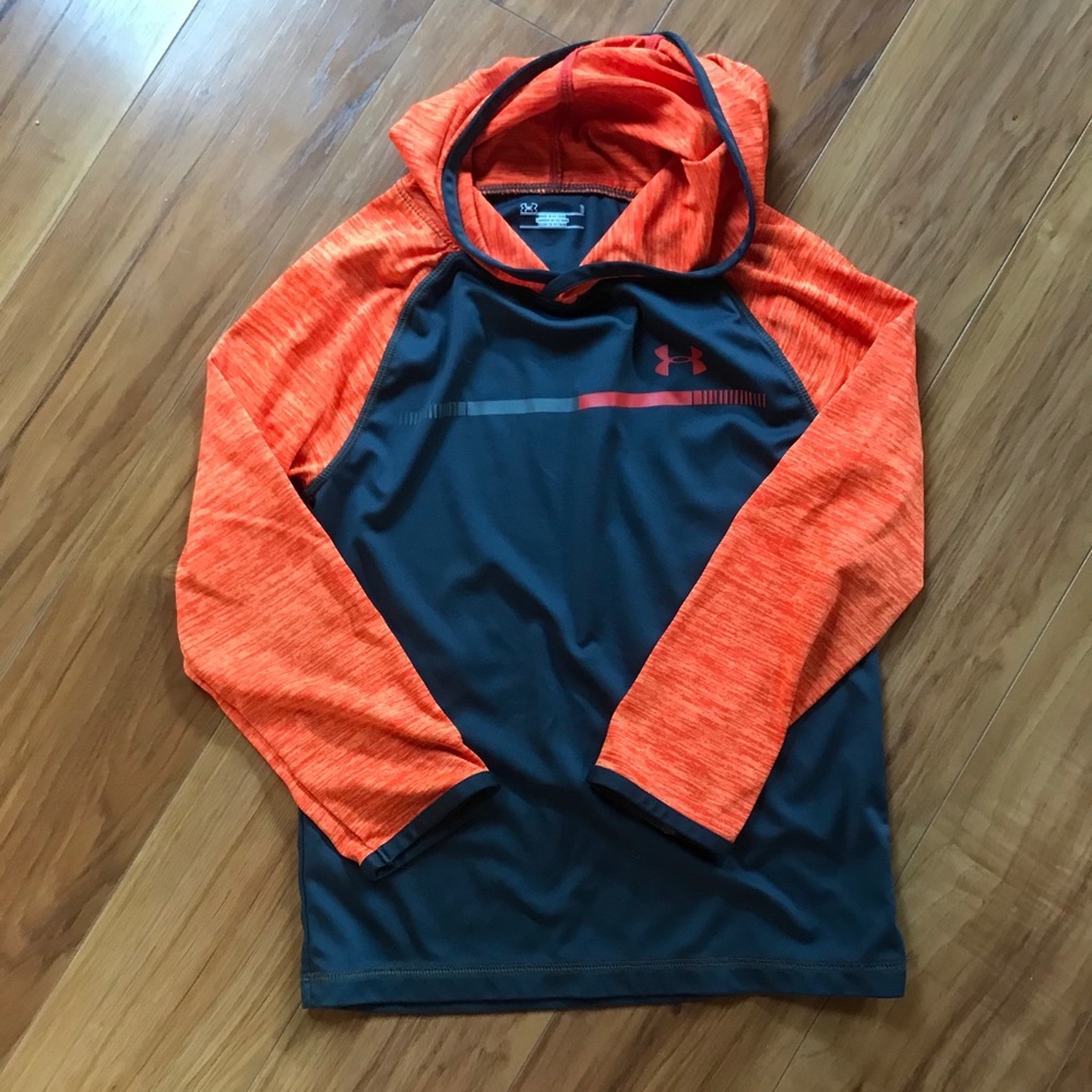 Under Armour Top